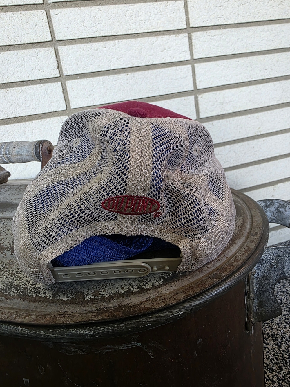 Vintage DuPont Pioneer Iowa State Cyclones Mesh Trucker Hat Snapback - Picture 3 of 7